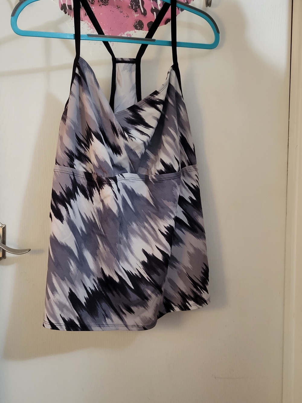 Nike Gray and Black Abstract Print Camisole Tank